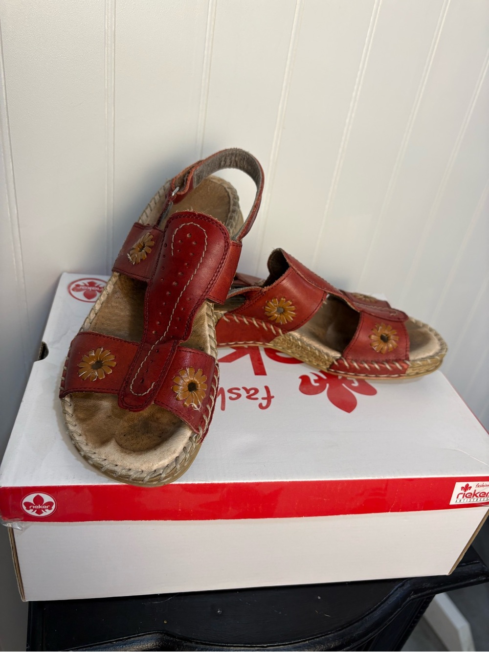 Rieker Red Leather Comfort Sandals Floral Cutout EU 36 Boho